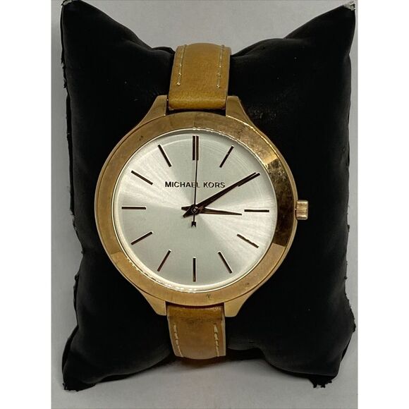 Michael Kors MK2284 Women's Brown Analog Silver Dial Quartz Wrist Watch VK726 - Picture 1 of 12